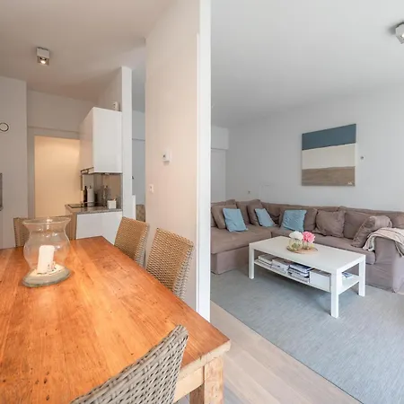 In Near The Lägenhet