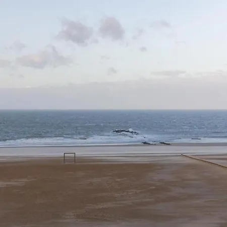 In Near The 아파트 *