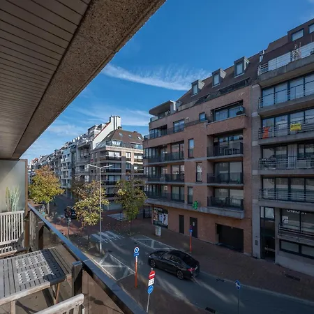 In Near The 아파트